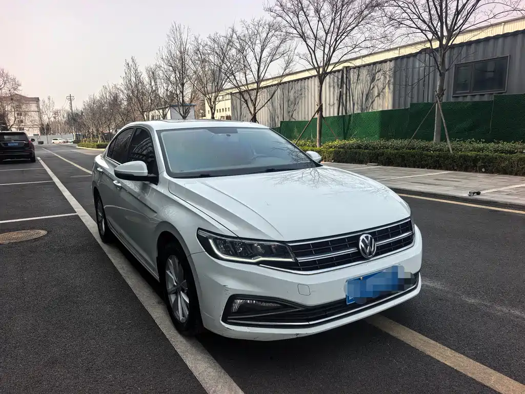 Bora 2019 facelift 1.5L automatic comfort model National VI купить на сайте DeffCars