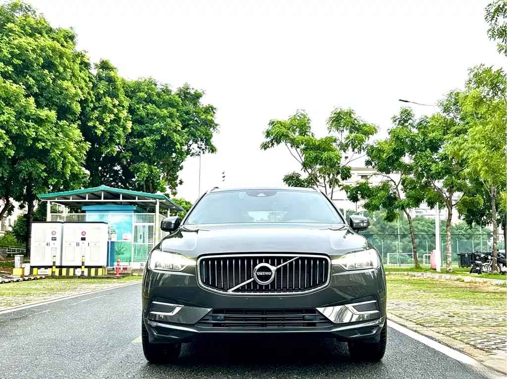 Volvo XC60 2021 T5 four-wheel drive Zhiyi Luxury Edition купить на сайте DeffCars