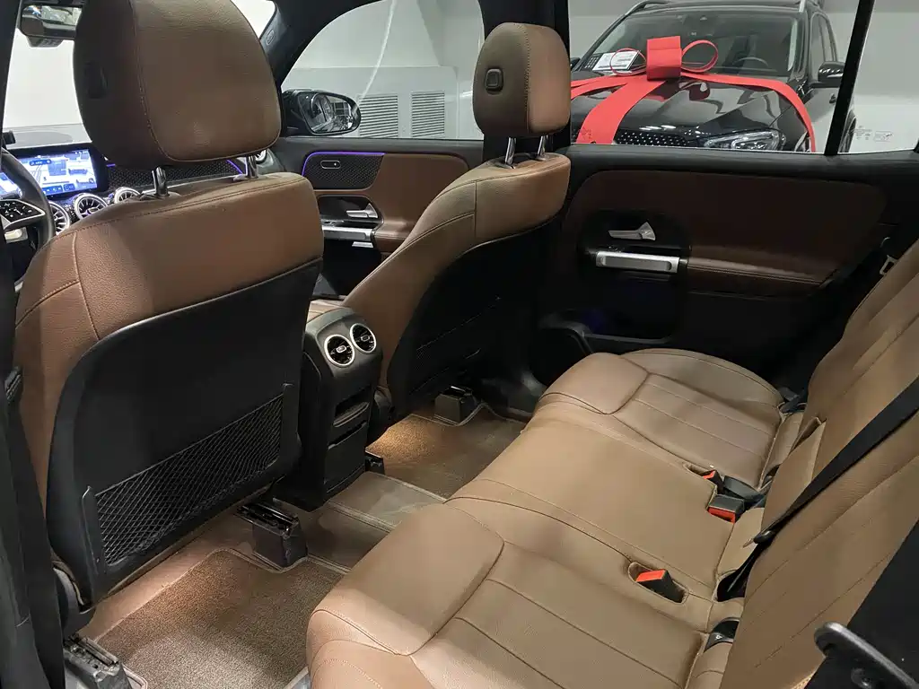 Mercedes-Benz GLB 2024 facelift GLB 220 dynamic model купить на сайте DeffCars