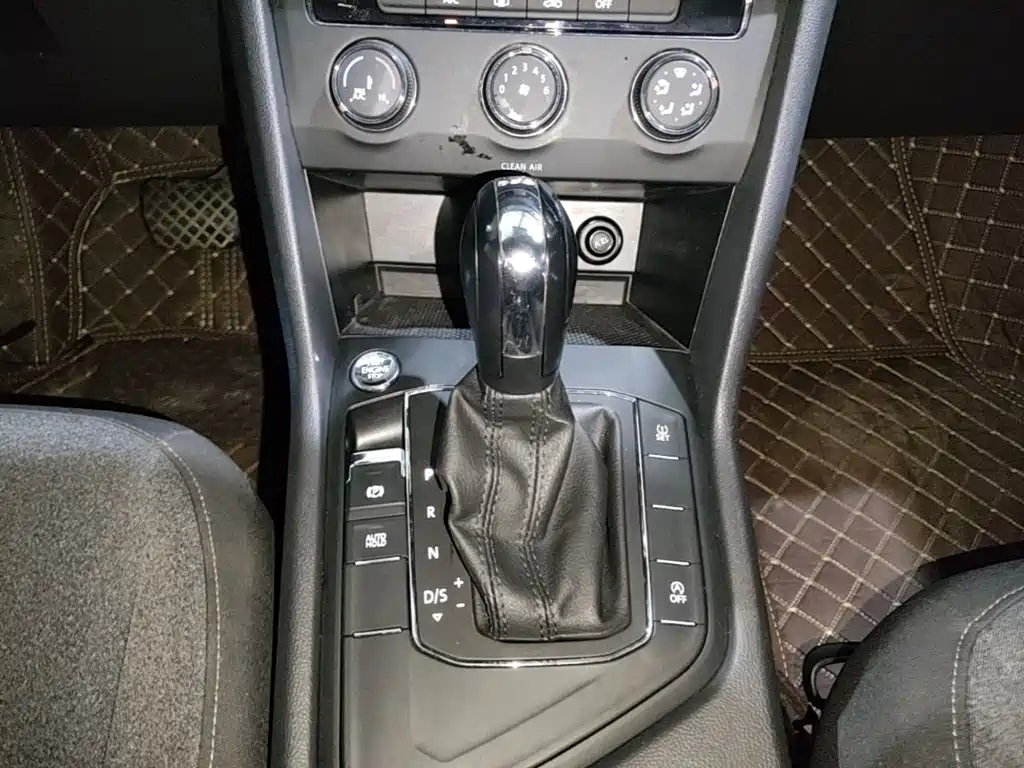 Tuyue 2020 280TSI 2WD Fashion Edition National VI купить на сайте DeffCars