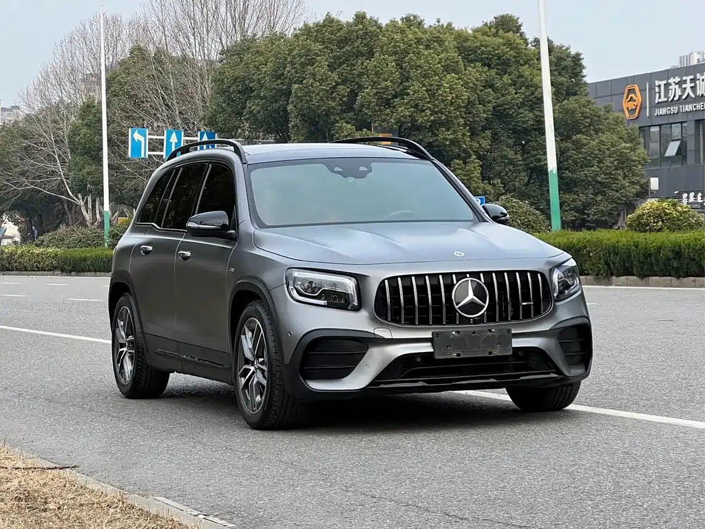 Mercedes-Benz GLB AMG 2023 AMG GLB 35 4MATIC купить на сайте DeffCars