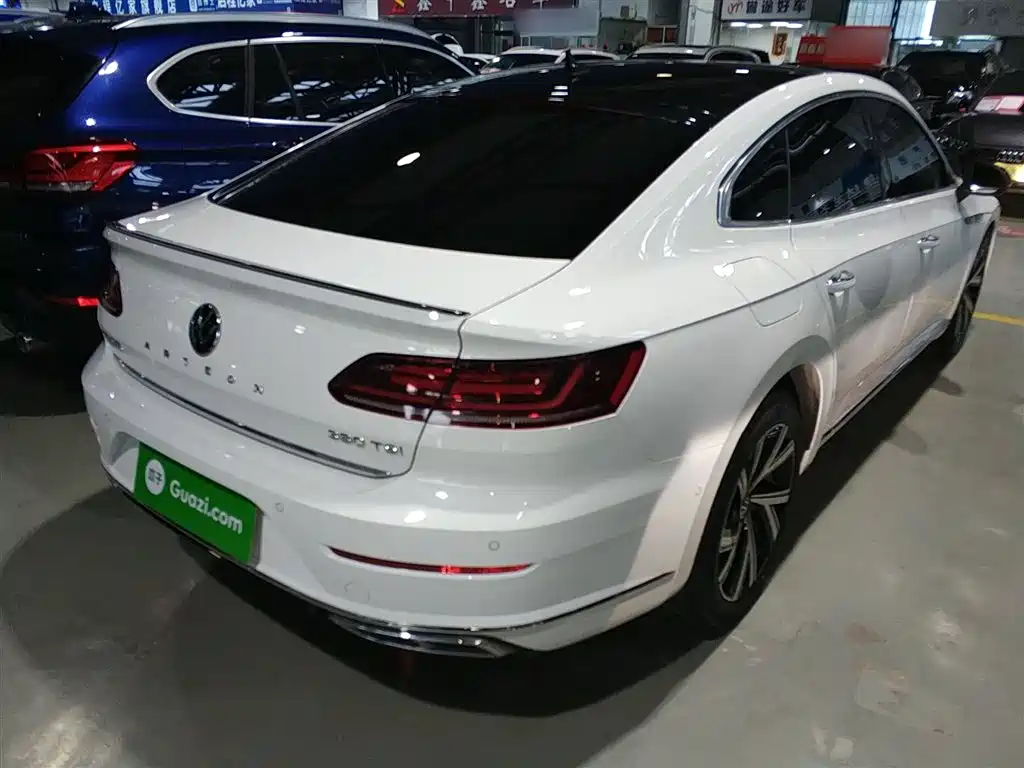 FAW-Volkswagen CC 2021 380TSI eye-catching version купить на сайте DeffCars