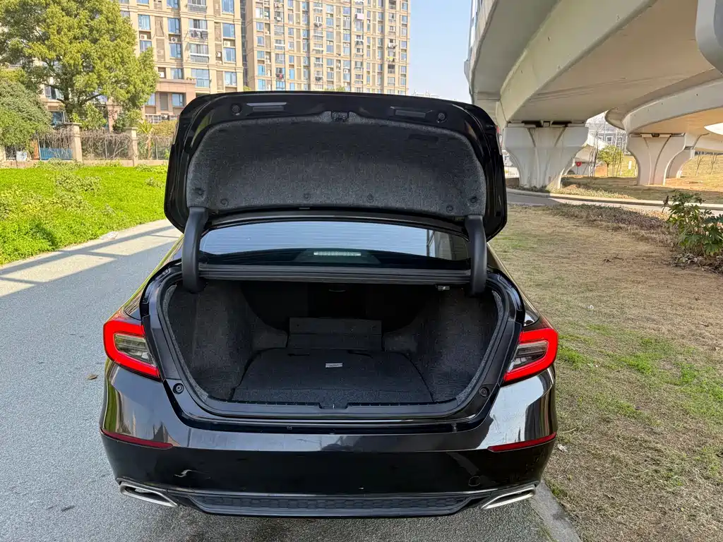 Accord 2022 260TURBO Deluxe Edition купить на сайте DeffCars