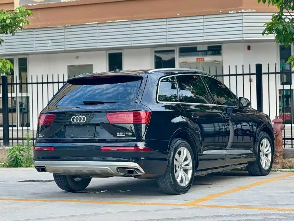 Audi Q7 2018 40 TFSI comfort type купить на сайте DeffCars