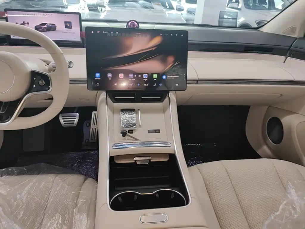 Zhijie S7 2024 Pro купить на сайте DeffCars