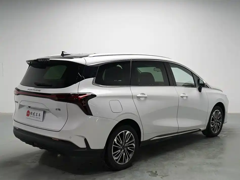 Fengxing Yacht 2024 1.5T DCT Sea View Edition купить на сайте DeffCars