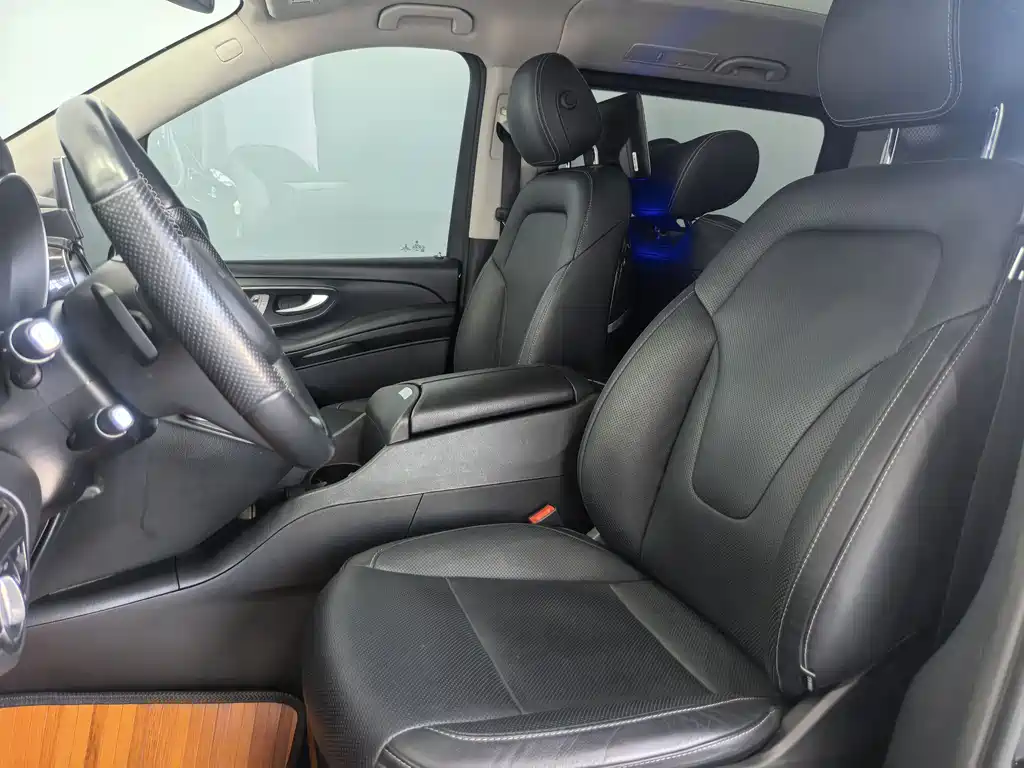Mercedes-Benz V-Class 2020 V 260 Pilot Edition купить на сайте DeffCars