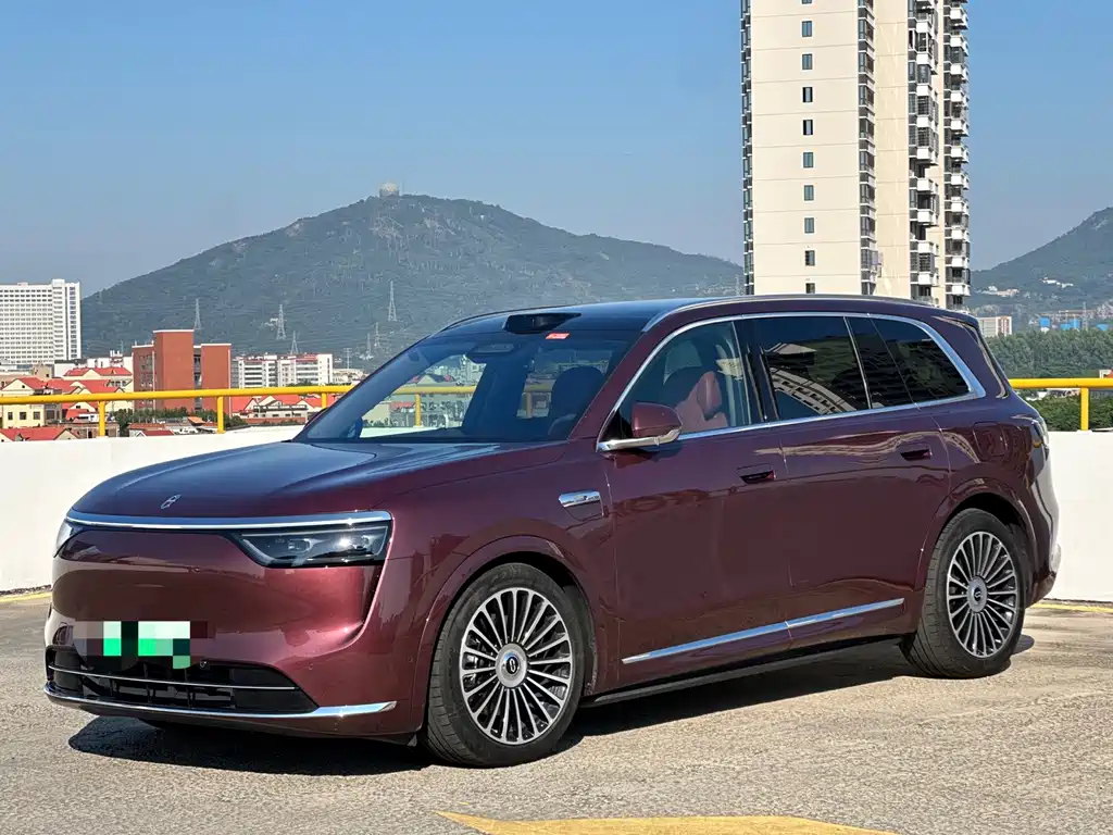 Wenjie M8 2025 extended range Ultra version 53.4kWh 5-seater version (192-line lidar) купить на сайте DeffCars