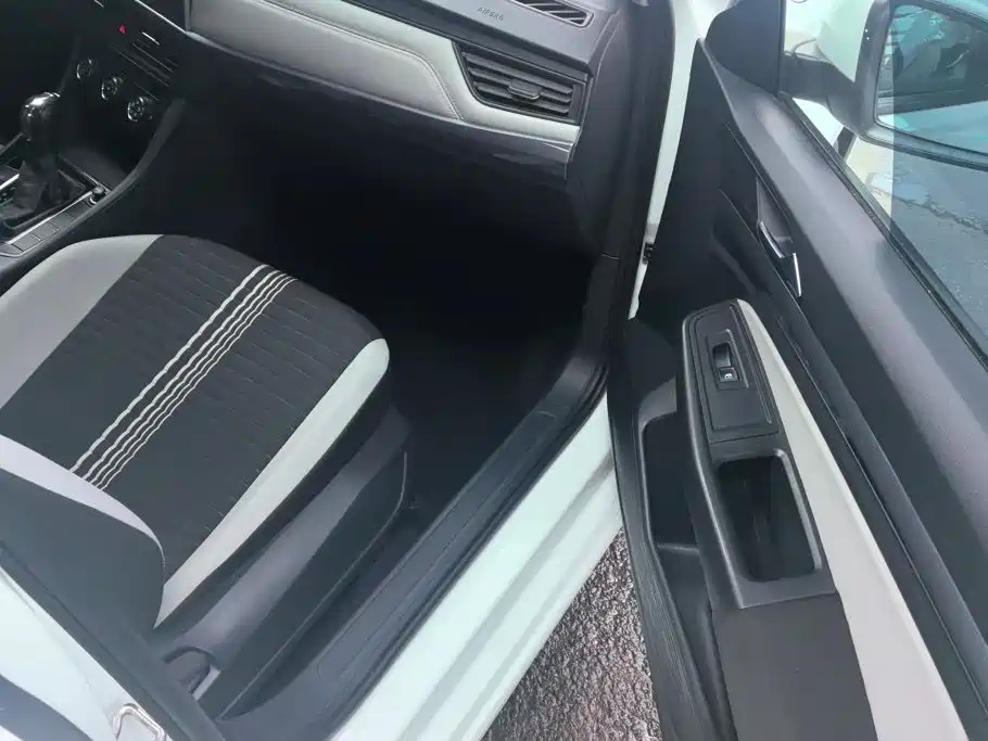 Bora 2023 200TSI DSG Changxing Edition купить на сайте DeffCars