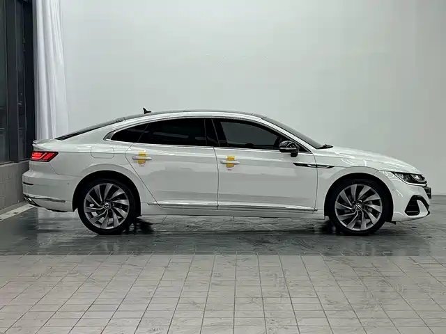 FAW-Volkswagen CC 2021 380TSI eye-catching version купить на сайте DeffCars