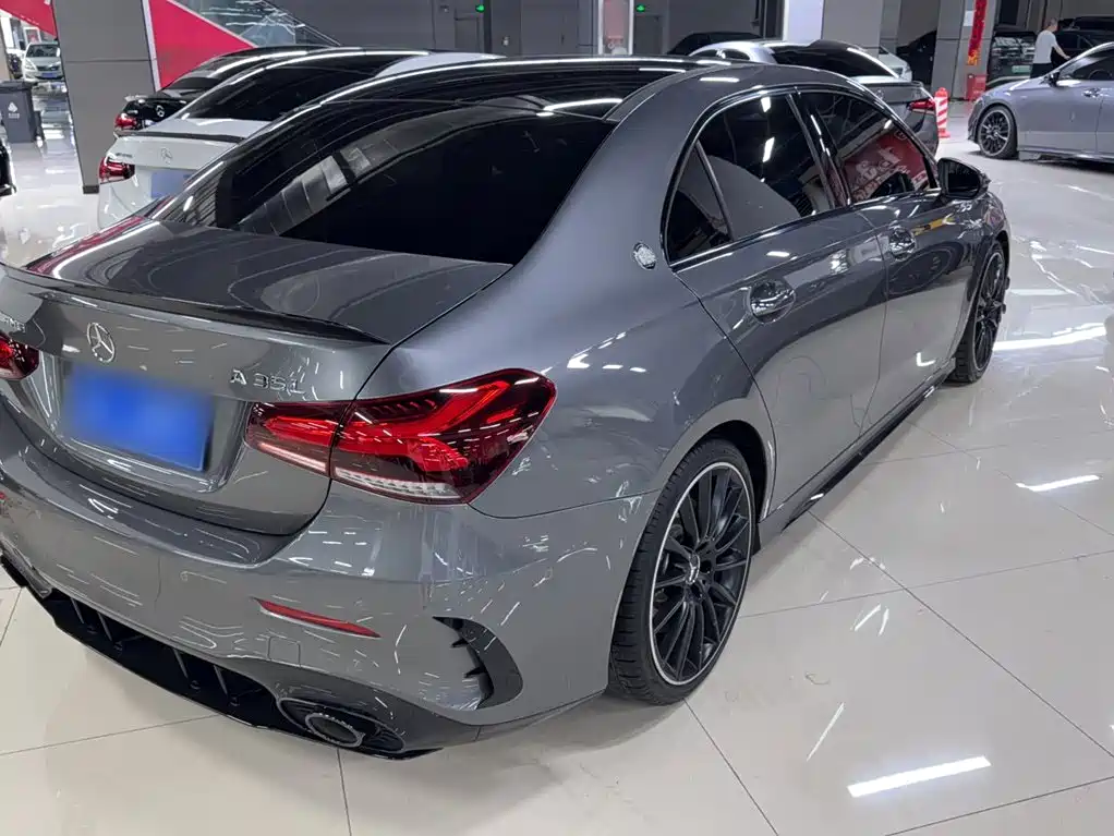 Mercedes-Benz A-Class AMG 2020 AMG A 35 L 4MATIC купить на сайте DeffCars