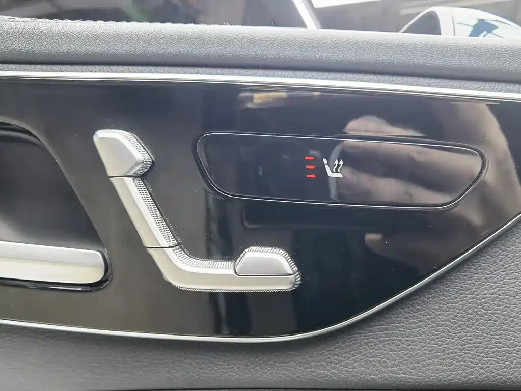 Mercedes-Benz C-Class 2023 C 260 L Sports Edition купить на сайте DeffCars