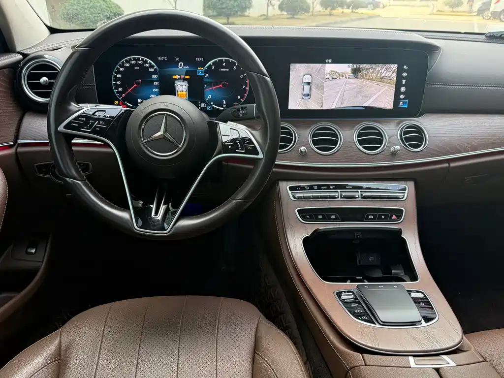 Mercedes-Benz E-Class 2023 E 300 L Fashion купить на сайте DeffCars