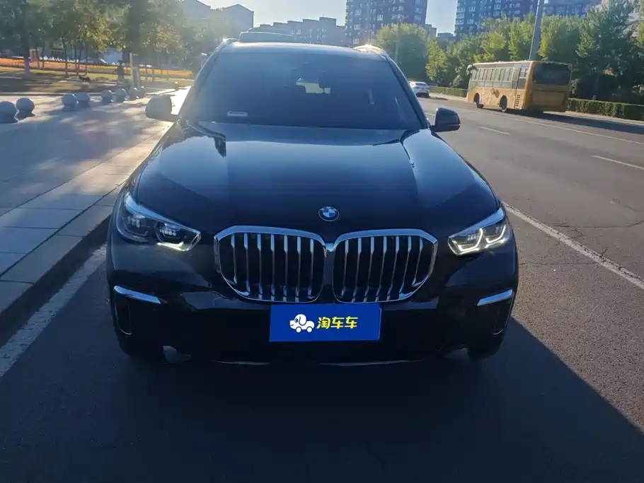 BMW X5 2022 xDrive 40Li M Sports Package купить на сайте DeffCars