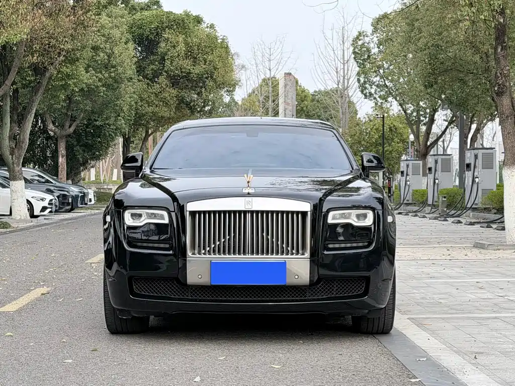 Ghost 2014 6.6T extended version купить на сайте DeffCars