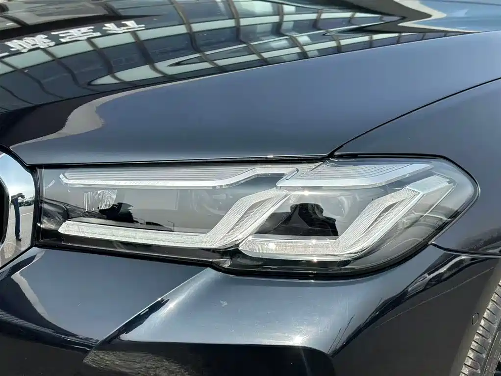 BMW 5 Series 2021 530Li Leading M Sports Package купить на сайте DeffCars