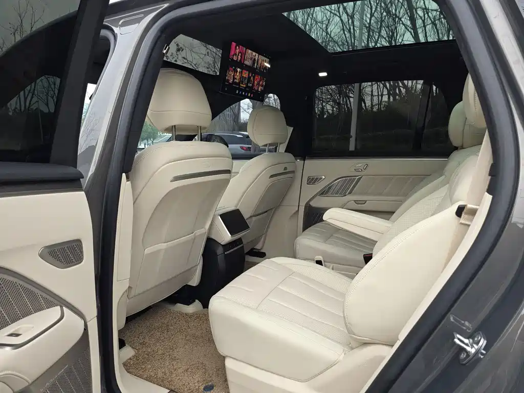 Ledo L90 2025 Max six-seater version купить на сайте DeffCars