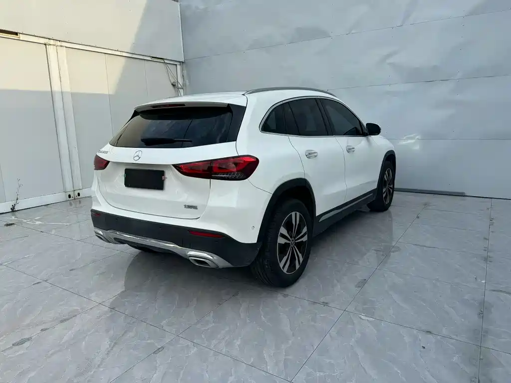 Mercedes-Benz GLA 2020 GLA 200 купить на сайте DeffCars