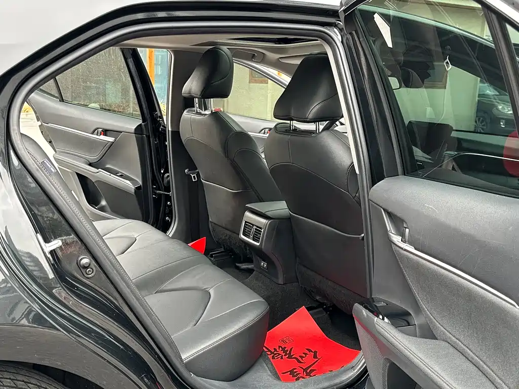 Camry 2021 2.0G Deluxe Edition купить на сайте DeffCars