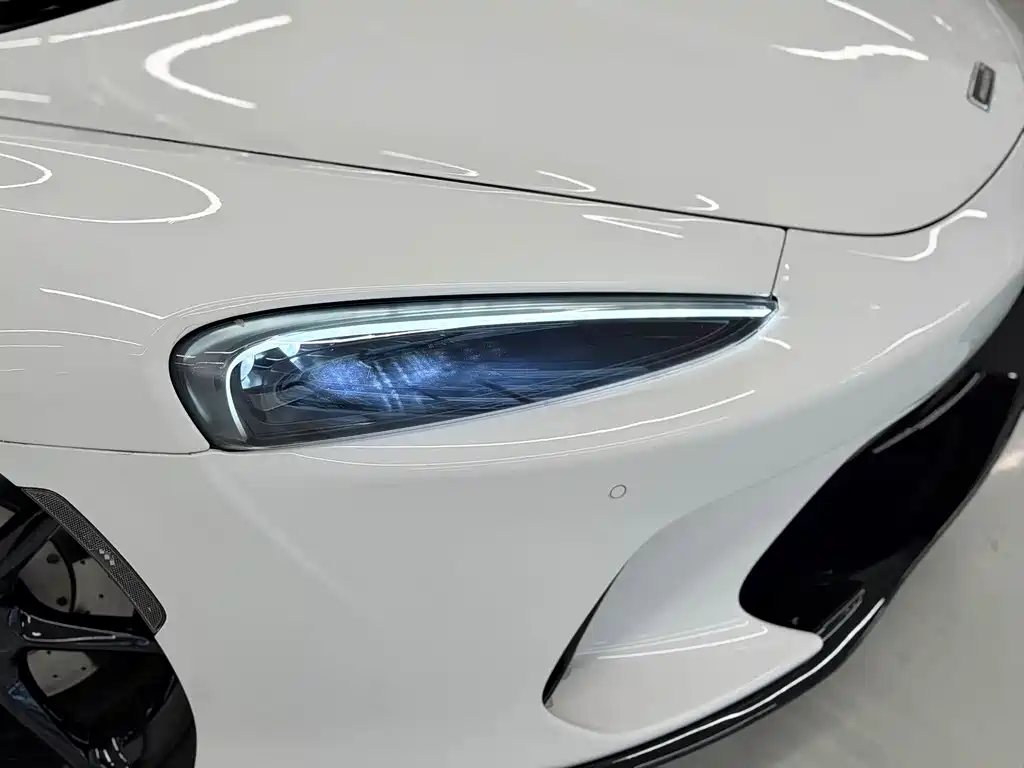 McLaren GT 2022 4.0T standard model купить на сайте DeffCars