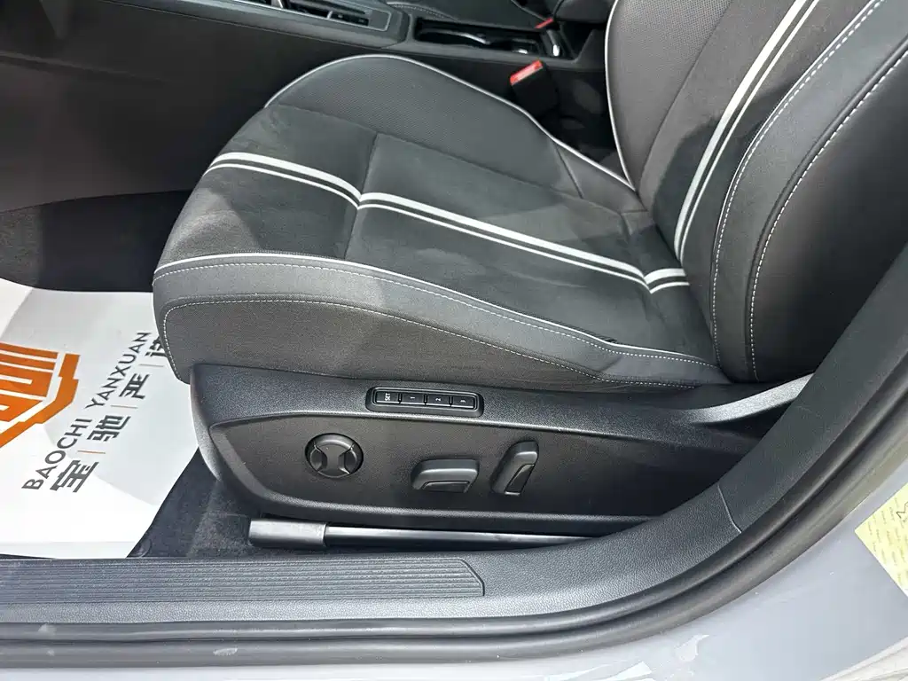 Golf 2021 280TSI DSG R-Line купить на сайте DeffCars