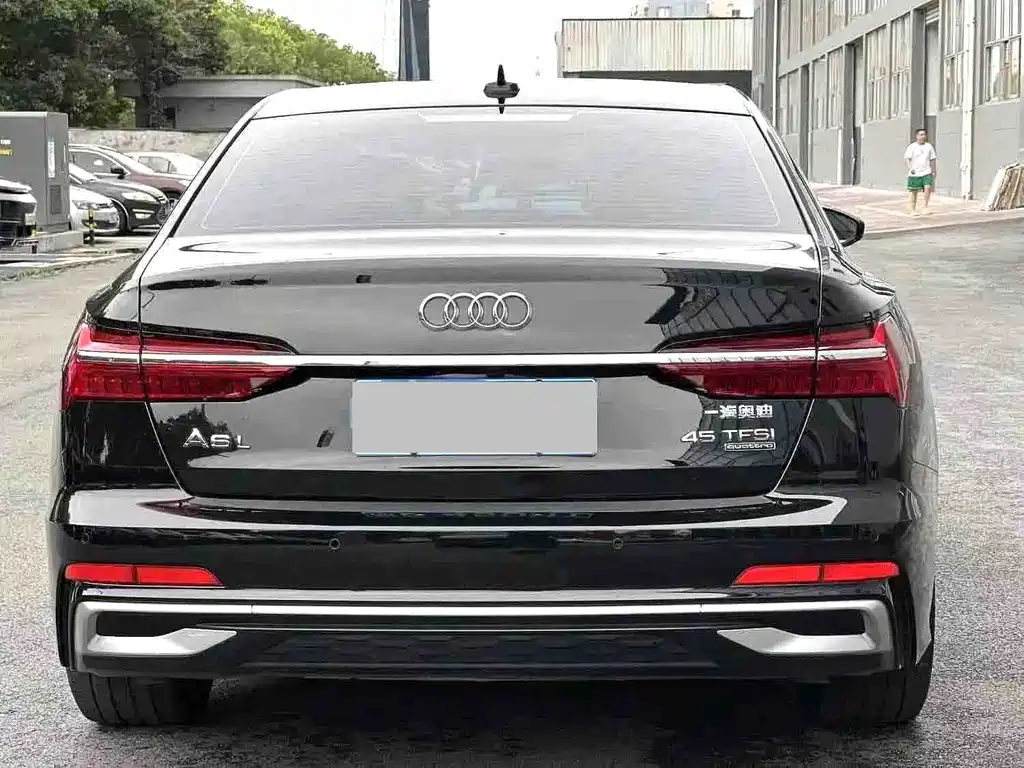 Audi A6L 2024 45 TFSI quattro premium dynamic model купить на сайте DeffCars