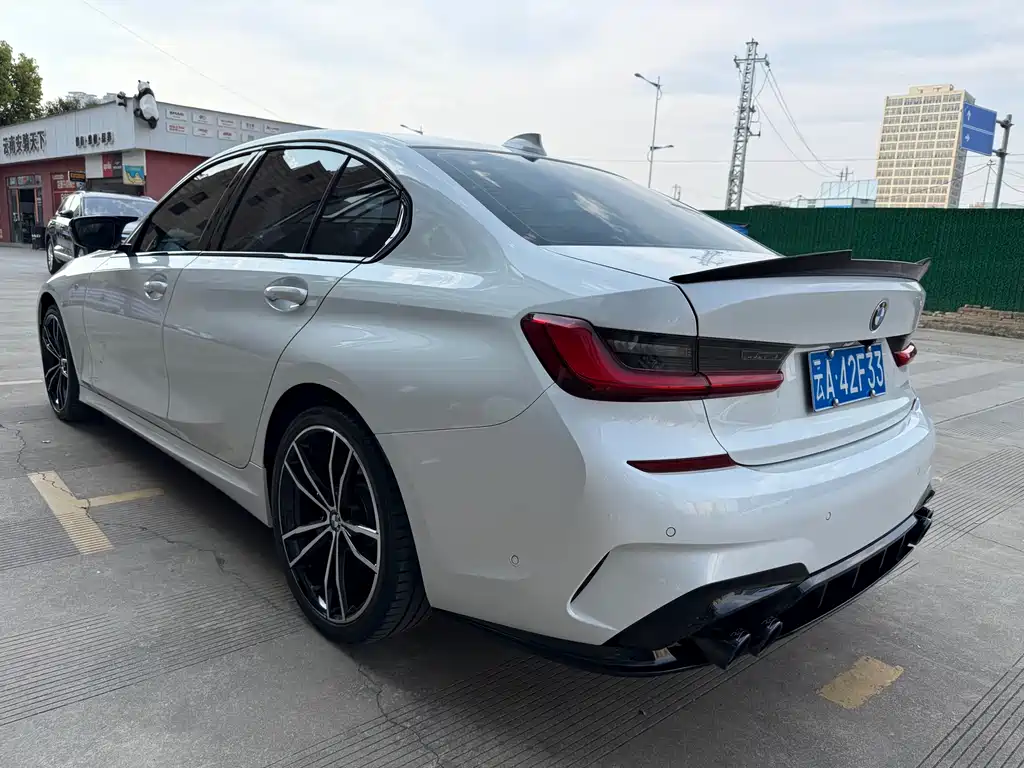 BMW 3 Series 2021 325i M Sports Night Package купить на сайте DeffCars