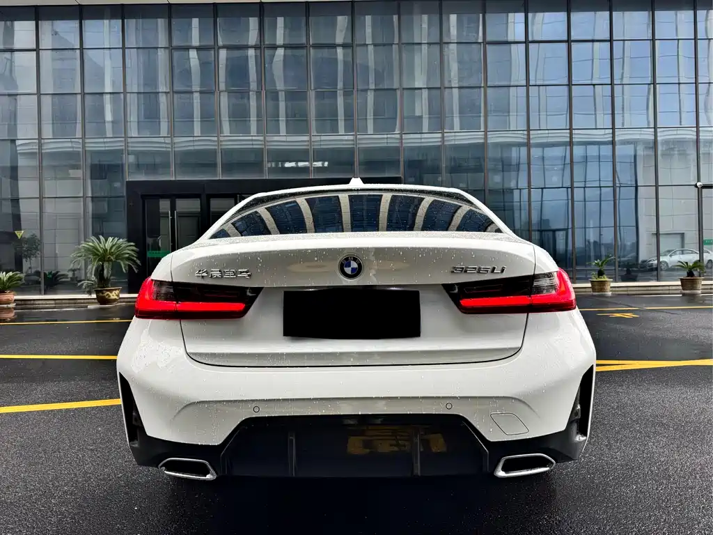BMW 3 Series 2024 320Li M Sports Package купить на сайте DeffCars