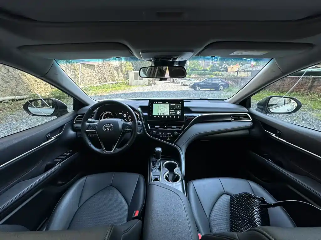 Camry 2023 2.0G Deluxe Edition купить на сайте DeffCars