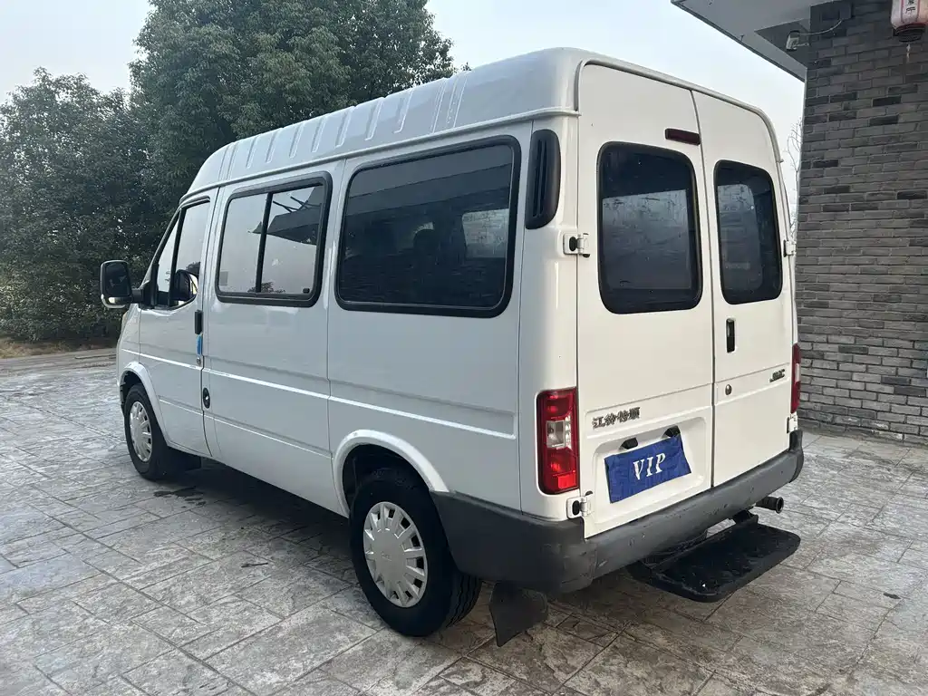 Teshun 2019 2.8T commercial short-axle mid-top 6-seater National VI JX493 купить на сайте DeffCars