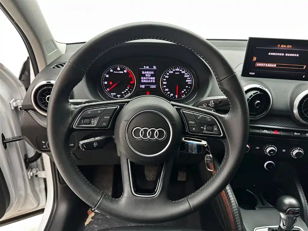 Audi Q2L 2022 35 TFSI Enterprising and Elegant Model купить на сайте DeffCars