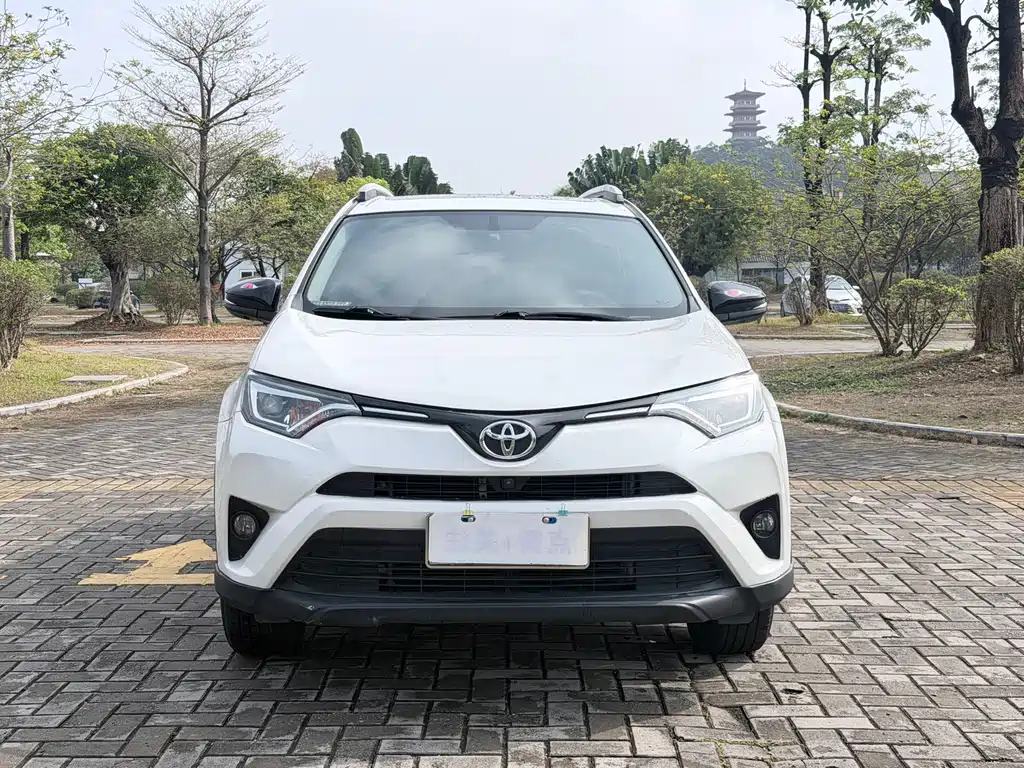 RAV4 Rongfang 2019 2.0L CVT 2WD Fashion X Limited Edition National VI купить на сайте DeffCars