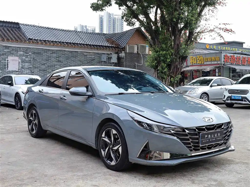 Elantra 2021 1.5L CVT LUX Premium Edition купить на сайте DeffCars