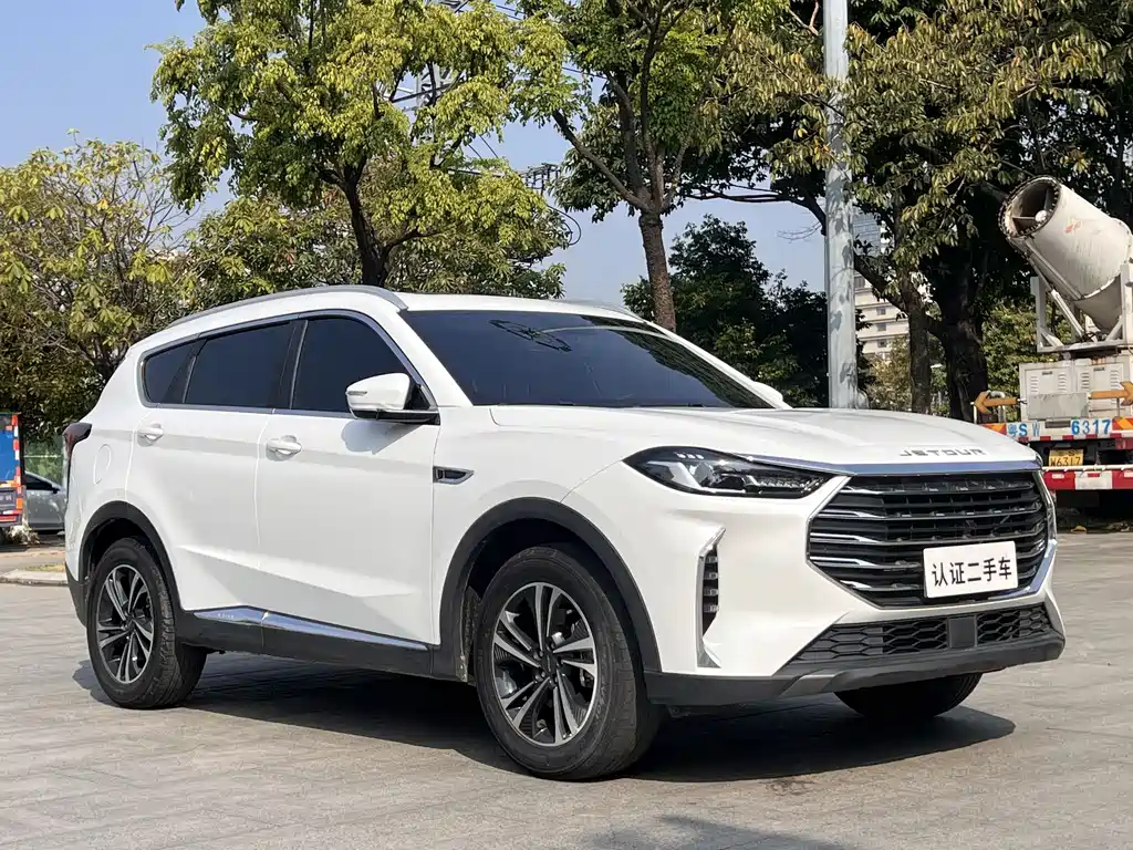 Jietu X70 PLUS 2021 model 1.6T DCT star 7 seats купить на сайте DeffCars