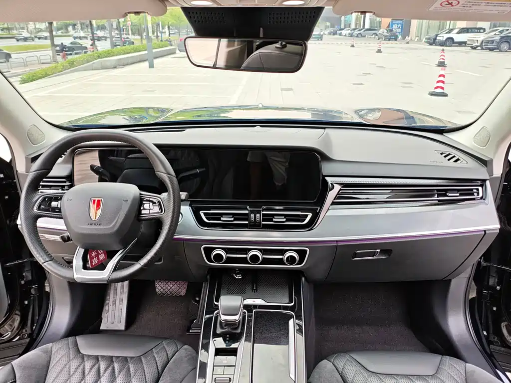 Hongqi HS5 2023 2.0T Qixiang Pro 500,000 Commemorative Edition купить на сайте DeffCars