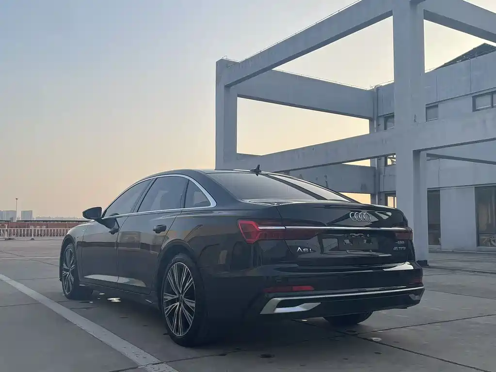 Audi A6L 2023 45 TFSI Premium Dynamic Model купить на сайте DeffCars