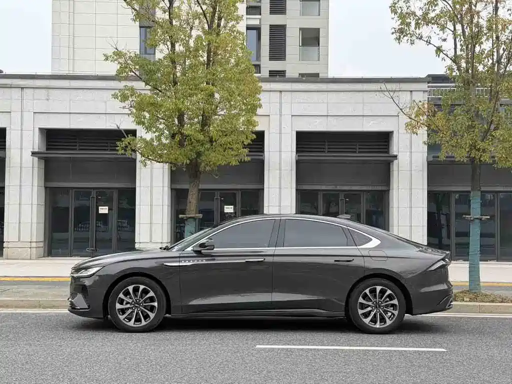 Lincoln Z 2022 facelift iCool Zunyue Edition купить на сайте DeffCars