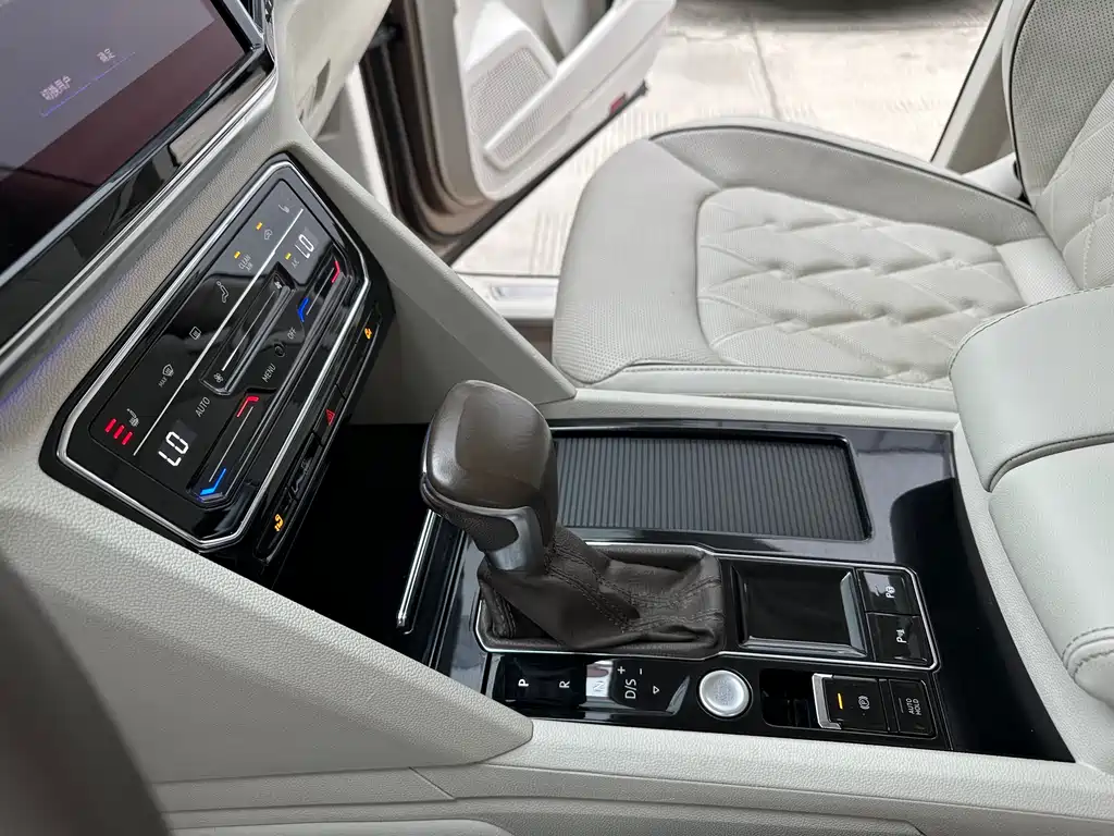 Weiran 2020 380TSI Premium Edition купить на сайте DeffCars