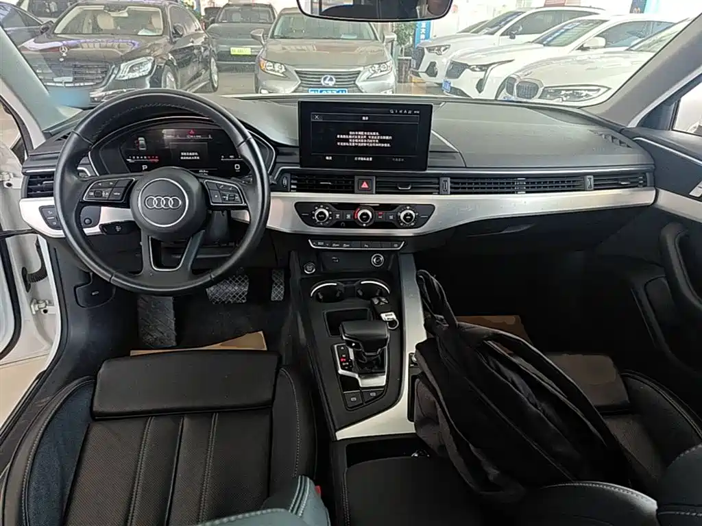 Audi A4L 2024 40 TFSI Fashionable and Dynamic купить на сайте DeffCars