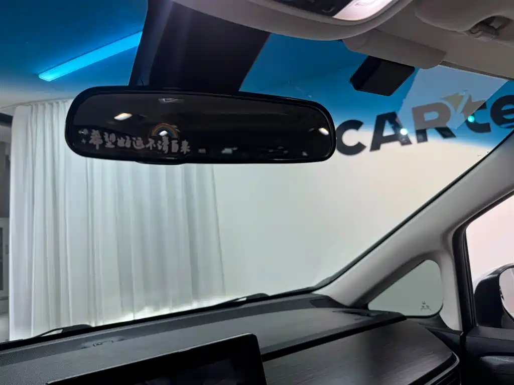 Alison 2022 2.0L e:HEV Deluxe Edition купить на сайте DeffCars