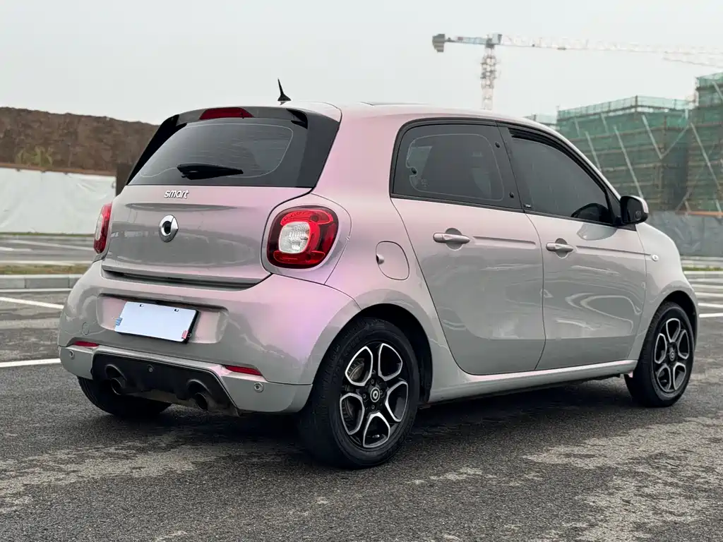 smart forfour 2016 0.9T 66kW Pioneer Edition купить на сайте DeffCars