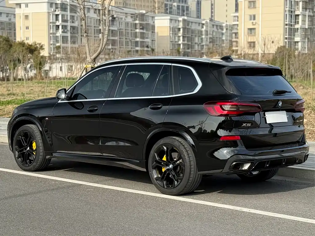 BMW X5 2022 facelift xDrive 40Li exclusive M sports package купить на сайте DeffCars