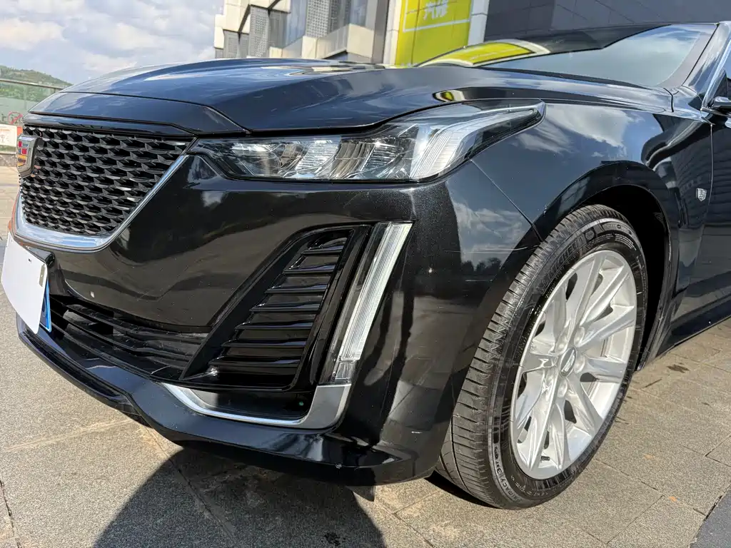 Cadillac CT5 2022 28T Fashion Model купить на сайте DeffCars