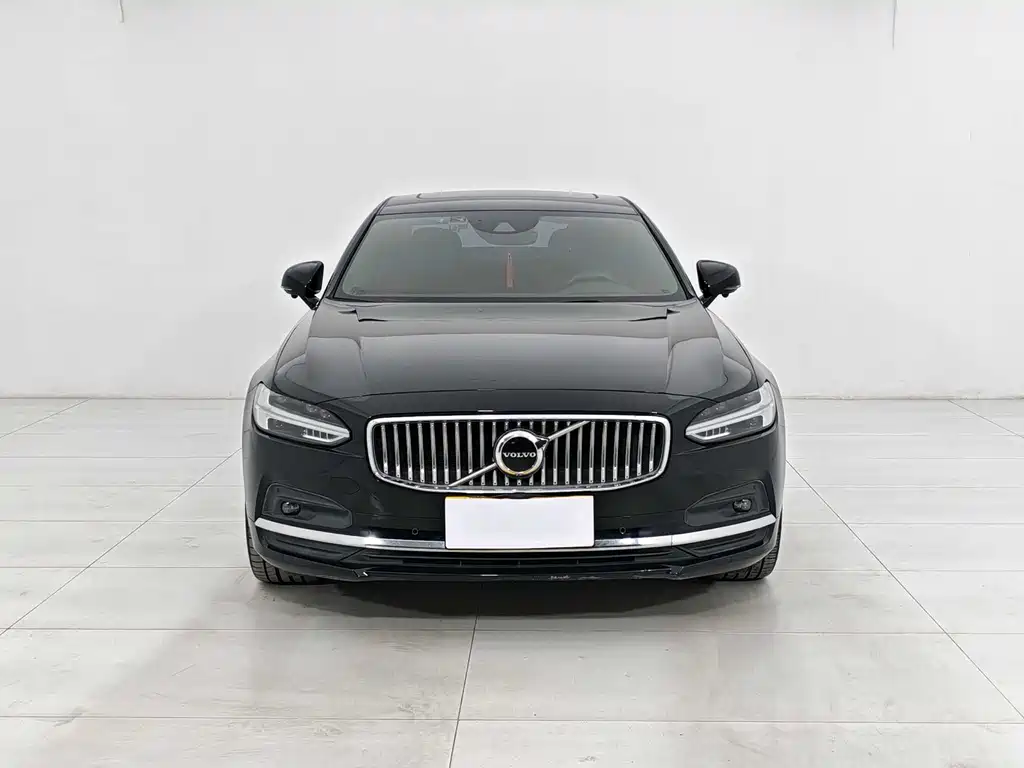 Volvo S90 2021 B5 Zhiyi Luxury Edition купить на сайте DeffCars