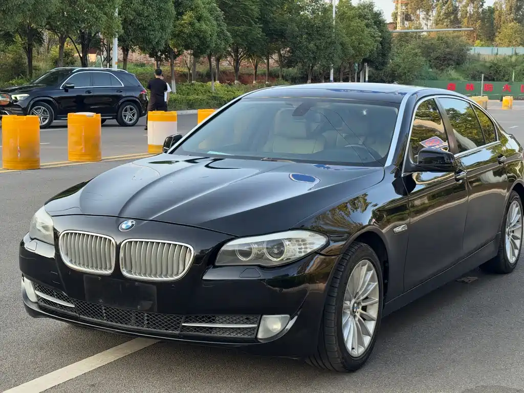 BMW 5 Series 2013 535Li Leading купить на сайте DeffCars