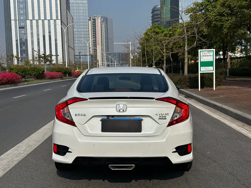 Civic 2019 220TURBO CVT combustion version National V купить на сайте DeffCars