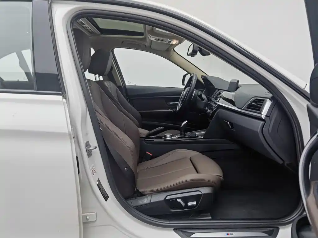 BMW 3 Series 2018 320Li Leading M Sports Package купить на сайте DeffCars