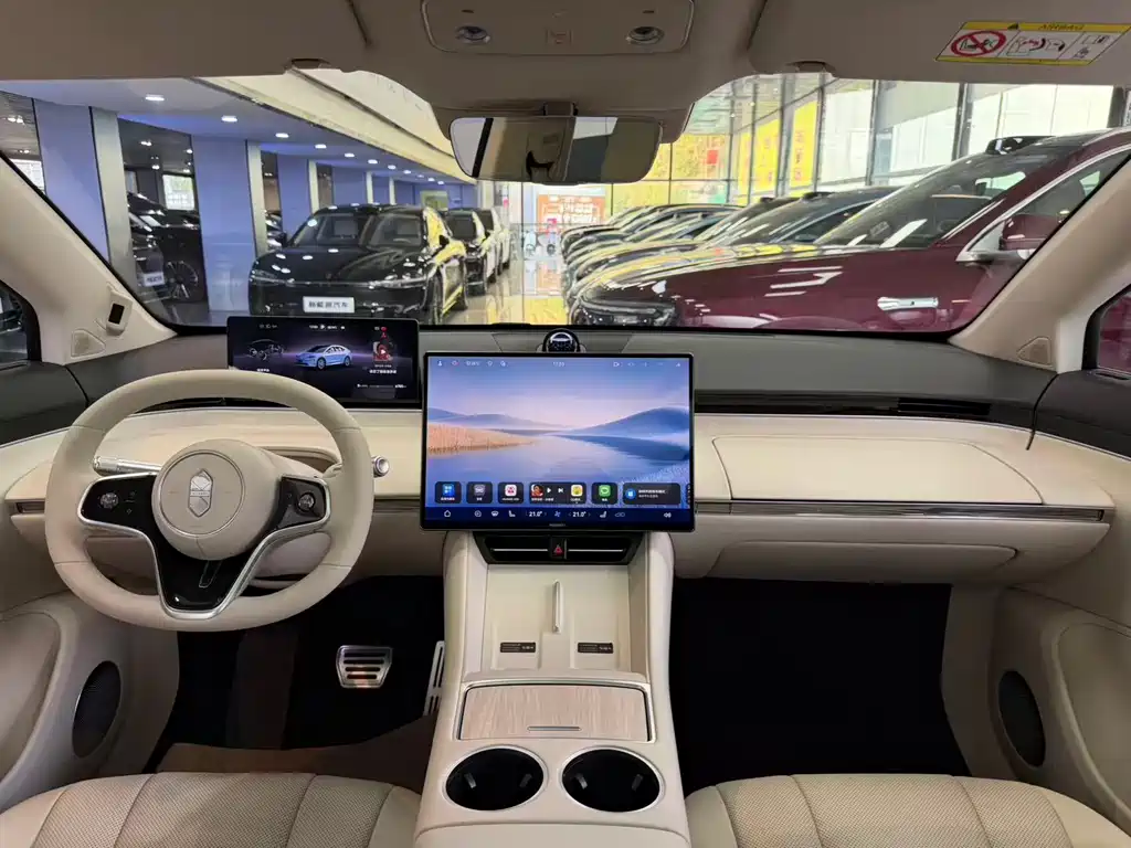 Zhijie R7 2026 Pure Electric Max+ купить на сайте DeffCars