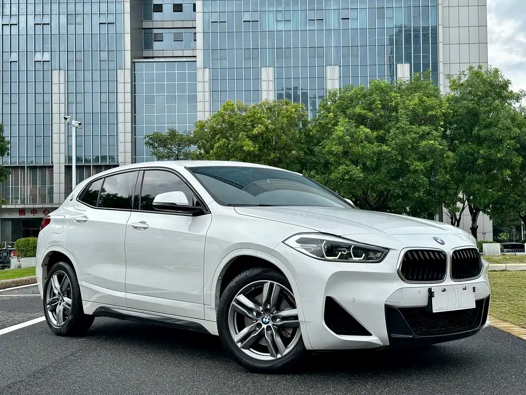 BMW X2 2021 xDrive25i M Off-Road Package купить на сайте DeffCars