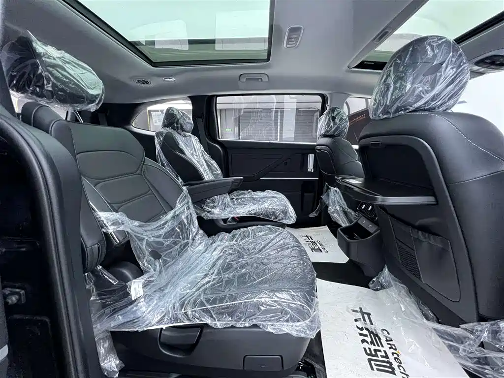 Kustu 2024 270TGDi LUX Premium Edition купить на сайте DeffCars